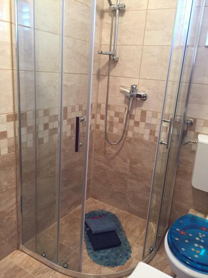 Apartmani Atila Damir Omiš Zewnętrze zdjęcie