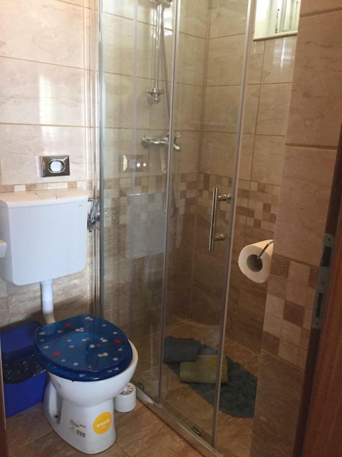 Apartmani Atila Damir Omiš Zewnętrze zdjęcie
